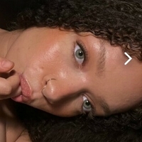 iSlandBabii Naken
