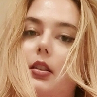 It_ariana Naken