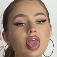 Iulia Valentina Naken