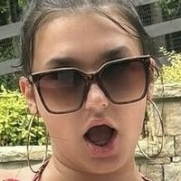 Iveyloulou Naken