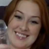 Ivy Vale Naken