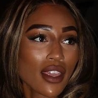 Jamie Lea Naken
