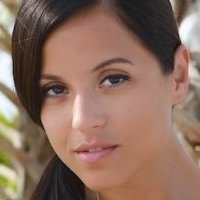 Janessa Brazil Naken