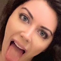 Janette MJ Naken