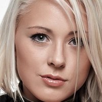 Jannina Hofmann Naken