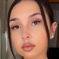 Jaseminra Naken