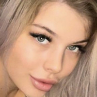 Jasmine Grogan Naken