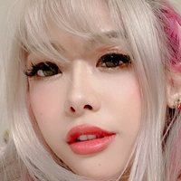 jelwy Naken