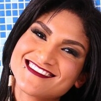 Jennifer Hills Naken