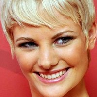 Jennifer Hof Naken