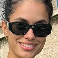 Jennifer Prado Naken