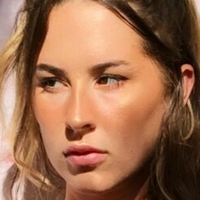 Jesse Juliana Naken