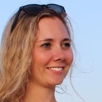 Jessica Faust Naken