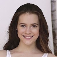 Jessica Lynn Naken