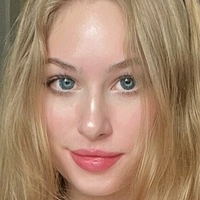 Joan.n Naken