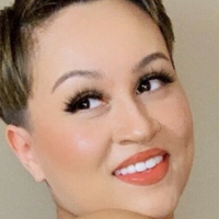 Jobeth Naken