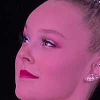 JoJo Siwa Naken