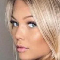 Josefin Ottosson Naken