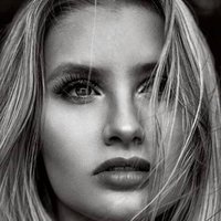 Joy Rushton Naken