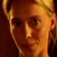 Julia Heinze Naken