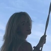 Julia Jaku Naken