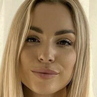 Julia Schwab Naken