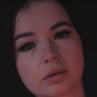 Juliamj Naken