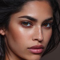Juliana Herz Naken