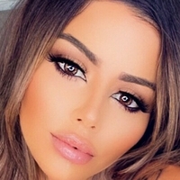 Julianne Kissinger Naken