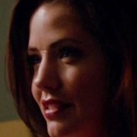 Julie Gonzalo Naken