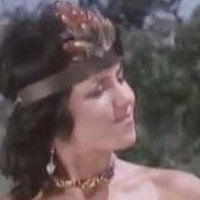 Julie Newdow Naken