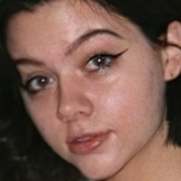 Justine Paradise Naken