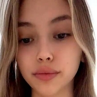 Karina_n Naken