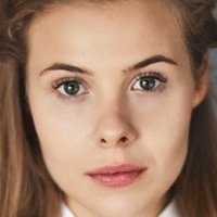 Karolina Staniec Naken