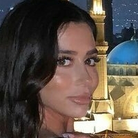 Kat Pereira Naken