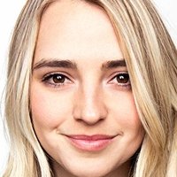 Katelyn Tarver Naken