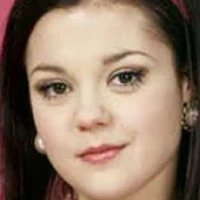 Kathryn Prescott Naken