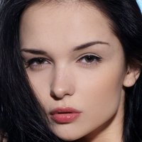 Katie Fey Naken