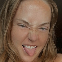 Katie Moran Naken
