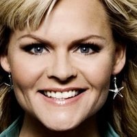 Katja Kean Naken