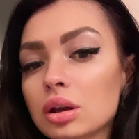 Katti Bugatti Naken