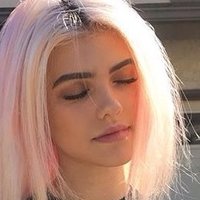 Kelsey Heart Naken
