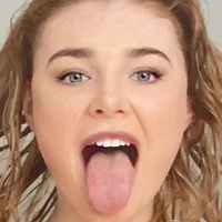 kelseyxo Naken