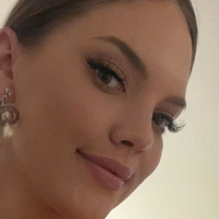 Kim Brûlée Naken