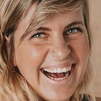 Kim Zeidler Naken