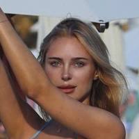 Kimberley Garner Naken