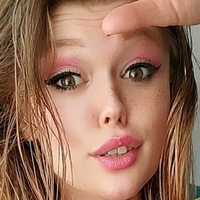KittyKrystl Naken