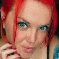 koko_cakes_queen Naken