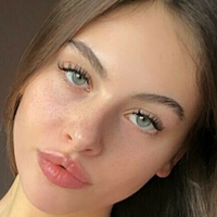 Kris Akristy Naken