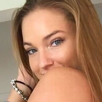 Kristii Nicole Naken